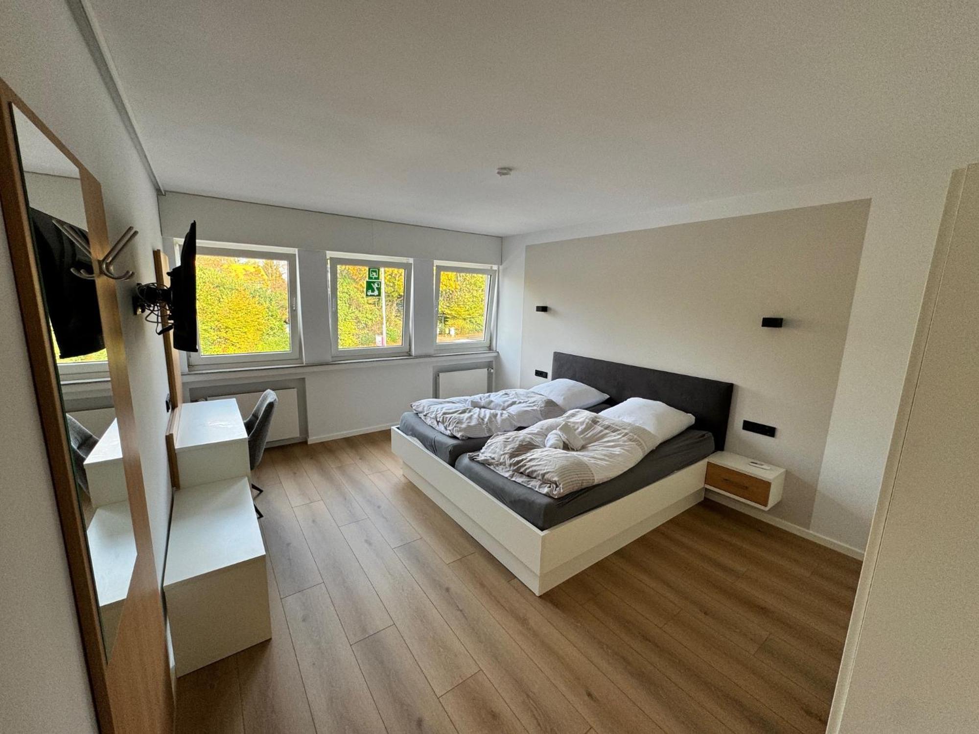 Cafe Pieper Hotel Bergisch Gladbach Esterno foto